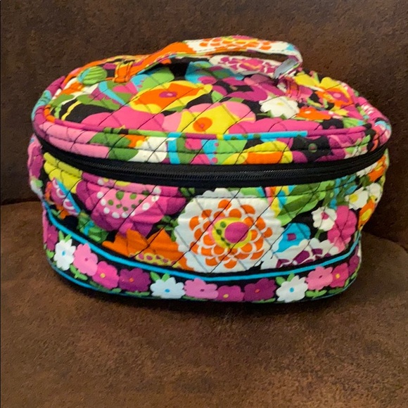vera bradley train case